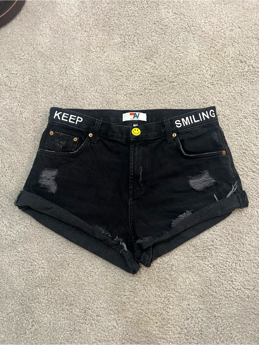 Aviator Nation Keep Smiling Mid Rise Smiley Face Jean Denim Shorts Vintage Black - Picture 4 of 13